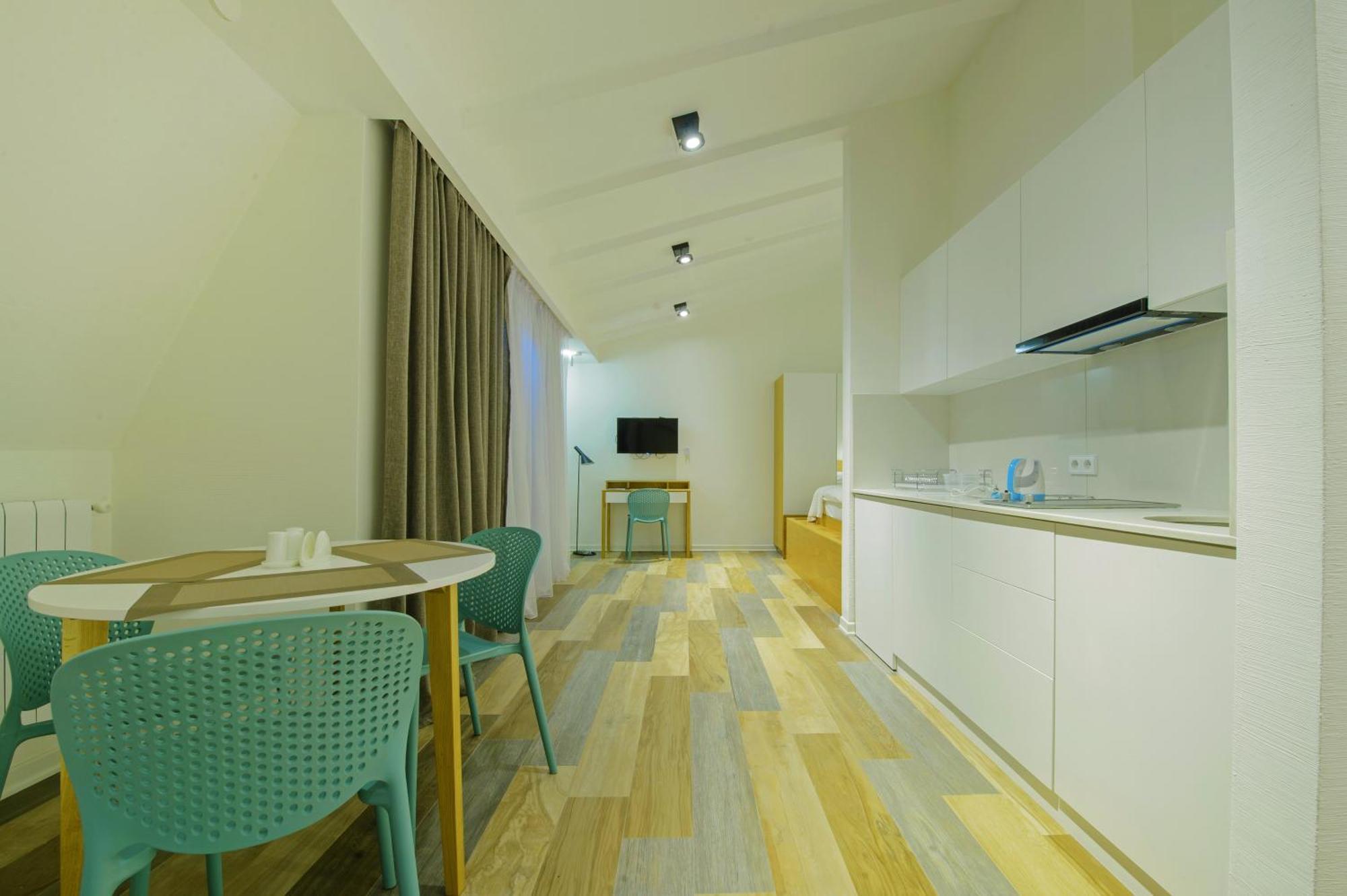 Mariinsky Boutique Hotel Batumi Exterior photo